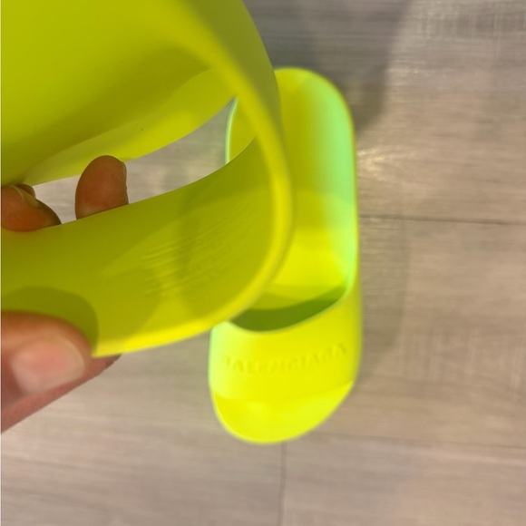 Balenciaga Platform Sandals Fluo Yellow - Picture 5 of 7